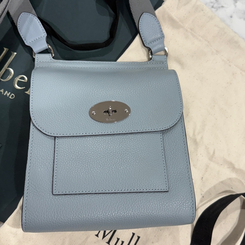 Mulberry Small Antony Powder Blue/grey Leather Crossbody Bag brand new. - Picture 2 of 10